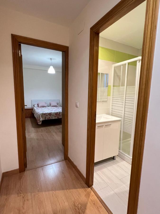 Habitacion Con Bano Privado- En Casa Familiar Beatriz Valência Exterior foto